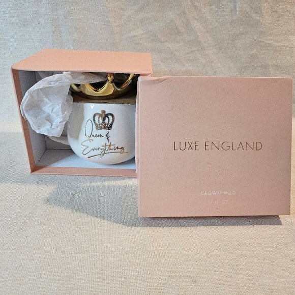 Luxe England - Queen of Everything - 12oz Crown Cup Mug - Picture 2 of 6